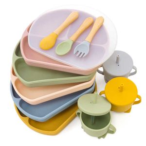 Cups Dishes Utensils BPA Free Baby Accessories Feeding Silicone Children's Tableware Food Tray Waterproof Bowl Dishes Plates Straw Cup Spork Sets AA230413