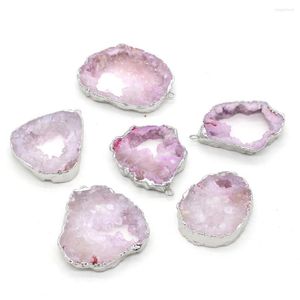 Подвесные ожерелья натуральные розовые подвесные подвески подвеса заклинают камень нерегулярной формы для ожерелья или украшения.