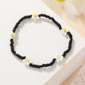 Ankiety Kolejna bransoletka Koreańska Bransoletka Śliczna dziewczyna Daisy Flower for Women Kolorowe koralikowe ręcznie robione elastyczne pulseras biżuterię koraliki sznur świąt