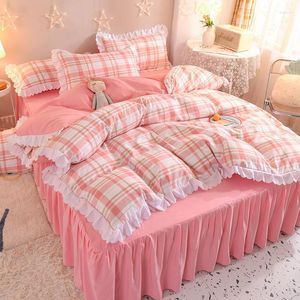 寝具セット小さな新鮮なベッドカバーと掛け布団スカート4ピースプリンセスガールハートキルトカバー3セットシートピンク