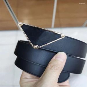 Cinture di moda di lusso Cintura di design con fibbia in metallo Larghezza 3,0 cm Cintura da uomo reversibile regolabile per uomo e donna