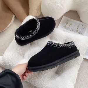 Designerskie buty klasyczne buty platformy Australia Tazz kapci Designer Buty Tasman Slides Women Slip-On Fur Fur Botki zamszowe buty wełny zimowe Ugglie