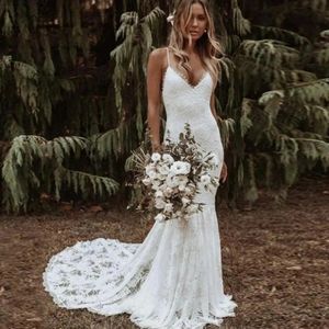 Bohemian Country Lace Mermaid Wedding Dresses For Brides Sexy Spaghetti Straps Bridal Gowns Court Train Garden Vintage Robes de Mariee