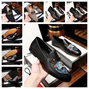 10MODEL 2023 Tassel Gentleman Designer Dress Shoes Men Brogues Oxford Shoes High Slip-On Formal Shoes Classic Men's Business Leather Shoes