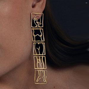 Ciondola gli orecchini Ins Trendy Face Individuality Statement Gold Hollow Metal Fashion Long Drop Party Jewelry Commercio all'ingrosso