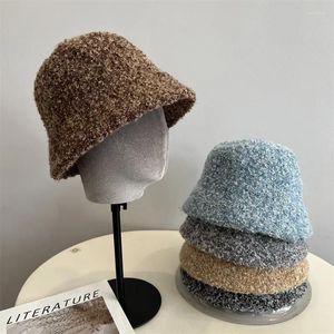 Berets Korean Fashion Personalized Color Mixing Circle Yarn Dome Bucket Hats Women Winter Sweet Warm Retro Short Brim Basin Cap