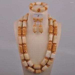 Halsband örhängen set 24 tum vit afrikansk nigeriansk bröllopskorallpärlor smycken