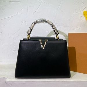 louiseviutionbag 디자이너 가방 손잡이 Luis Vuittons 가방 여성 디자이너 어깨 가방 Capucines BB Tots Crossbody Bag Aurillon 핸드백 미드 크기 지갑 6019