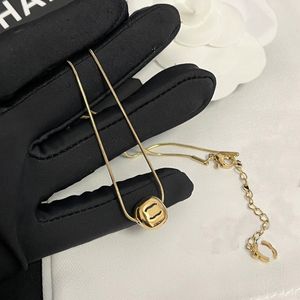 Designer Women Girl Charm Letter Pendant Necklaces Brand Jewelry Gold Plated High Quality Rope Chain Romantic Necklace