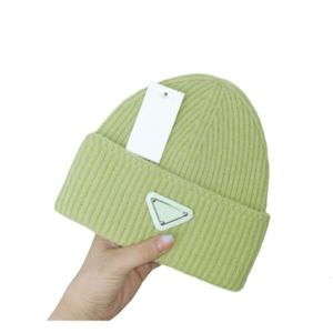 Tasarımcı Klasik Beanie Hat Yüksek Kalite Sonbahar Kış Örme Şapkalar Kar Elastik Sıradan Sıcak Kova Kapakları Rüzgar Geçirmez Kapak