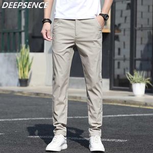 Pantaloni da uomo Pantaloni casual da uomo Pantaloni classici elasticizzati slim dritti e traspiranti per uomo Primavera Autunno Streetwear Pantaloni kaki da uomo di alta qualità W0414