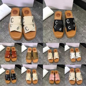 Women Designer Sandals Woody Espadrille Platform Wedge Mules Canvas Slides Slipper Thong Slingback Square Toe Shoes Storlek 35-42 Bra