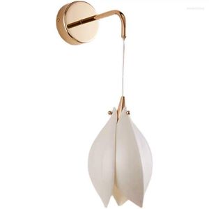 Lampada da parete Fiori moderni LED Ceramica bianca Metallo dorato Soggiorno Applique da comodino Home Deco 1110-240V