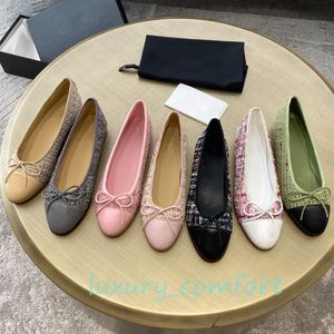 Paris kvinnor balettlägenheter skor äkta läder lambskin mössa tå ballerina lägenheter klädskor designers loafers fjäder multi färg tweed ballerina rund tå storlek 34-42