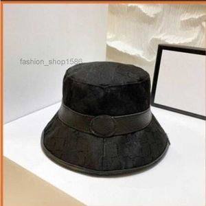 2023 Mode Bucket Hut für Mann Frau Straßenkappe ausgestattete Hüte 6 Farbe mit Buchstaben hochwertiger Yiang88