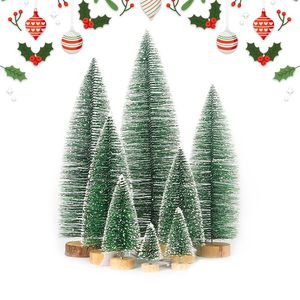 Dekoracje świąteczne wielkości choinki igły sosny, gromadzenie choinki z białym cedrowym sklepem w sklepie stołowym