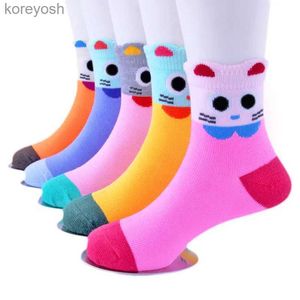 Skarpetki dla dzieci 5 pąk/Lot Cartoon Baby Autumn and Winter Children Sock Bawełny dzieciak dla chłopców dziewczynki 1-12 lat 231114