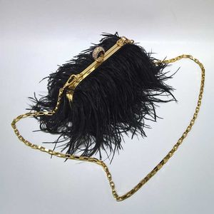 Evening Bags 2023 New Style Clutch Bag Women s Wedding Makeup Ostrich Fur Grass High Quality Handbags 231114