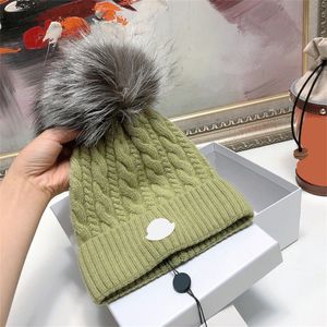 2023Affordable high-quality designer hats men's and women's brimless designer scarf autumn and winter warm knitted hats high-quality plaid skull hats luxurious hats