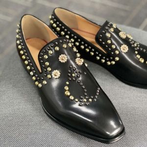 Designers Mens Formal Spikes Shoes Luxury Leather Wedding Black Party Dress Shoe With BoxNO492