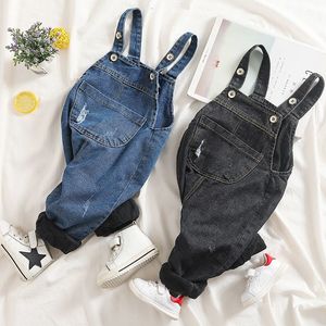 Overaller baby pojke flicka denim byxor spännbyxor knappar löst passande fasta färgbyxor med fickor småbarn justerbar spänne outfit 230414