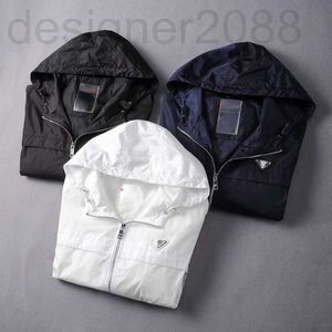 Men's Jackets Designer Jacket Spring Autumn Mens Womens Hooded Coat Casual Cardigan Coats Fashion Triangle Thin Waterproof Windbreaker Jz2u