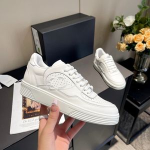 Topp produkt 23A Sneaker Casual Shoes White Black Low Sneakers With Box Size 35-40 Casual Shoes Women White Flat Leather Shoe Product