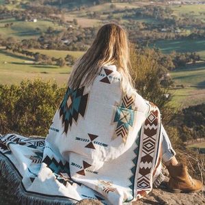 Blankets Ethnic Style Blanket Geometric Sofa Blanket Leisure Tapestry Bohemian Decorative Outdoor Rugs Camping Picnic Tassels Blankets 230414