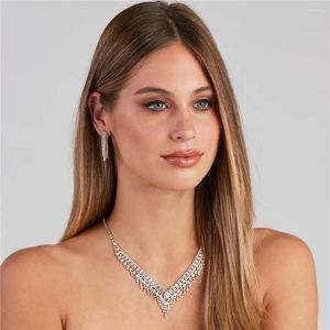 Catene modello vendita di lusso strass collana orecchino set moda nuziale matrimonio nappa gioielli ornamenti all'ingrosso