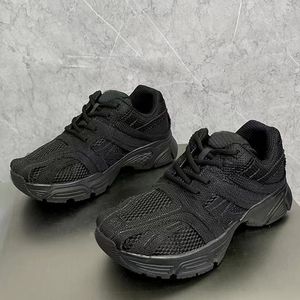 Balencig Qualität Balencaiiga Balenicass Sneaker Top graue Frauen Phantom Sportschuhe Bestverkaufte Modelüftung Mesh Obermänner Sommerstil Hell