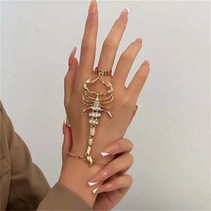 Vintage Punk Scorpion Tassel Chain Ring Bracelet Sets for Women Men Gothic Crystal Ring Connected Finger Charm Bracelets Jewelry GC2035