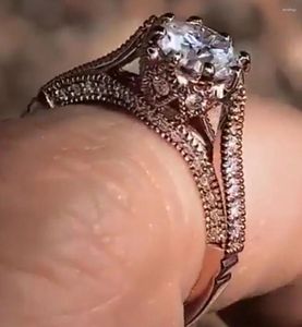 Cluster Rings Solid 18K Rose Gold Women Wedding Party Anniversary Engagement Ring 1 2 3 4 5 Round Moissanite Diamond Crown Trendy