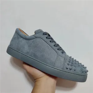 Designer Luxury Casual Shoes For Sale Tops Flat Spikes Flats red shoes Black Blue Suede Silver Diamond Men Women Prom Wedding Shoe Sneakers Men Flat Riveted Sneakers