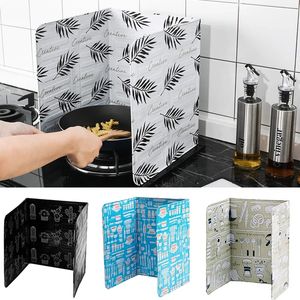 Kitchen Tools Foldable Kitchen Gas Stove Baffle Plate Board Aluminum Oil Splash-proof Protection Screen Heat-resistant Kichen Accessories