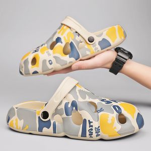 Slipers Soliben Sandals Man Change Shoe Clogs Casual Men's Summer Fashion Print Beach Flipflop 230328