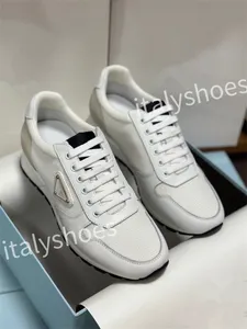 Sapatos de grife homens brancos de luxo sapatos masculinos designer tênis rendas até tênis de couro genuíno moda masculina casual designer tênis xg231101