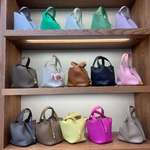 HER Bucket Bag Women's Luxury shopping bag Cosmetics Bag Top Designer Tote Designer Travel Bag Pure leather Christmas bag