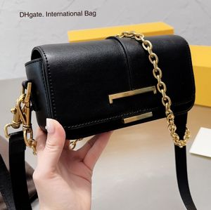 Stylish T-Shaped Buckle Leather Bag womens luxurys designers bags messenger handbag high quality with Detachable Straps Shoulder Crossbody Waist Chest or Chain Bag