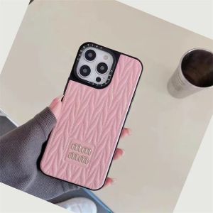 Capas de telefone celular Desigenr Couro Grão Phonecase Homens Mulheres Luxo Phone Case Moda Casual Celular Capas Protetoras para Iphone 15 14 Pro Max 13 Pro Max MYJI