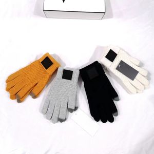 Luvas masculinas de lã, luvas de grife com cinco dedos, luvas quentes de inverno para mulheres, cor sólida, outono e inverno, lã ao ar livre, 4 cores