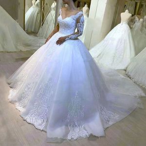 2023 Abiti da sposa bianchi Made in China Spalle scoperte Applicazioni in pizzo manica lunga Tulle Abiti da sposa bling lucido Sweep Train Colori personalizzati plus size abito da sposa da giardino