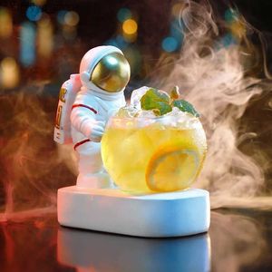 Vingglasögon glödande astronaut cocktailglasögon Personlig bardekor Lysande blandad vinkopp Molekylär rökning Special Juice Drink Tumbler Q231115