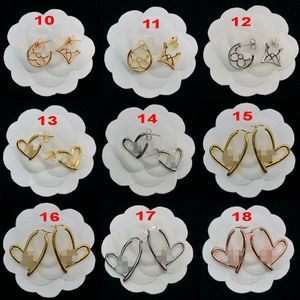 Cassics V Letter Shape Ear Stud Earrings Pretty Fashion Women's Earring Girls Wedding Party Gift Enkel och söt Glamour Designer smycken