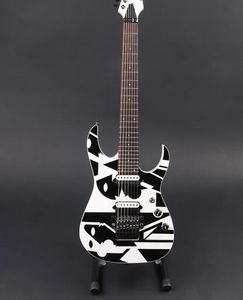 Özel 7 Dizeler JPM Picasso P7 John Petrucci Beyaz Siyah Elekle Gitar Floyd Gül Tremolo Köprüsü Whammy Bar Kilitleme Siyah Donanım