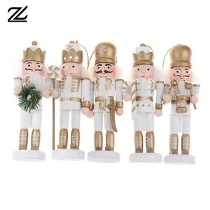 Juldekorationer 1 st trä Nutcracker Doll Soldier Miniature Figures Vintage Handcraft Puppet Year Christmas Ornaments Home Decor 231114