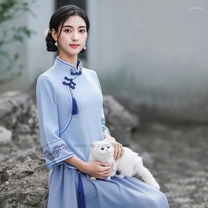 Etniska kläder 2023 kinesiska cheongsam toppar kvinnor vintage blommor broderi tang kostym blus casual kvinnlig hanfu elegant porslin traditionell