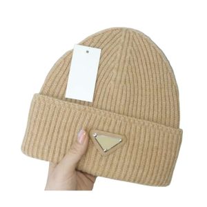 Designer beanie hatt design vinter hatt stickad hatt lyxig vårskalle mössor vinter unisex kashmir bokstäver avslappnade hattar