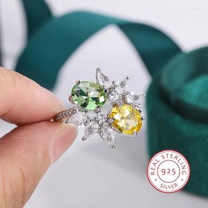 Klusterringar 925 Sterling Silver Icke-garnisk högkvalitativ grön gul Zirconia Ladies Ring Luxury Party Jewelley Wedding Birthday Present