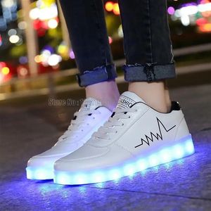 Sneakers storlek 3044 LUMINOURE BARN USB ABLECT Women Led Glowing Girls Kids Light Up Shoes Slippers 231115