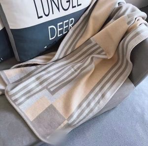 Designer Luxury Blankets Real Wool Cashmere thicken 6 colors large size 135*175cm Signage Blanket classic pattern for Indoor outdoor car travel warm festival gift